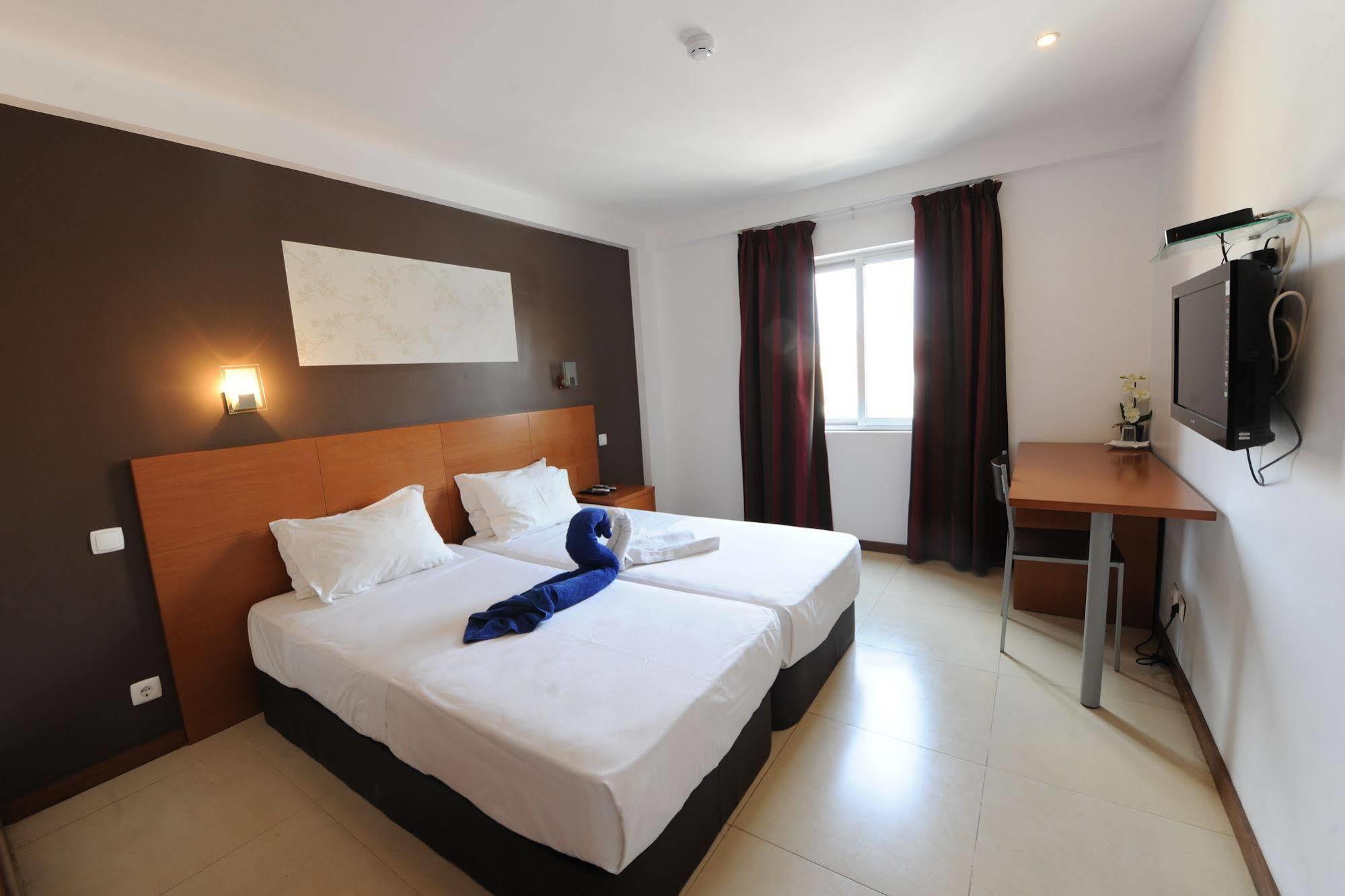 Inn Luanda Exterior photo